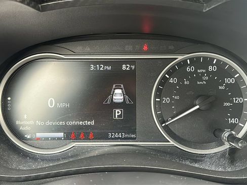 Used 2025 Nissan Versa SV FWD image 2