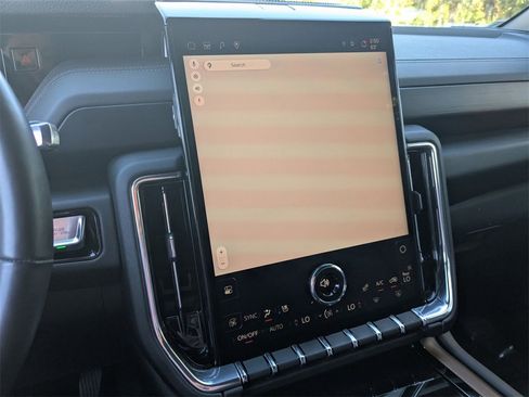 Used 2025 GMC Yukon Denali image 20