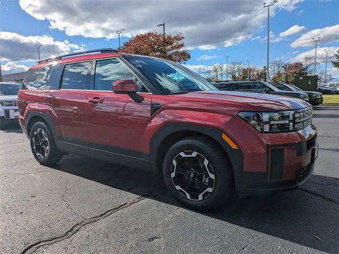 Used 2025 Hyundai Santa Fe SEL image 1