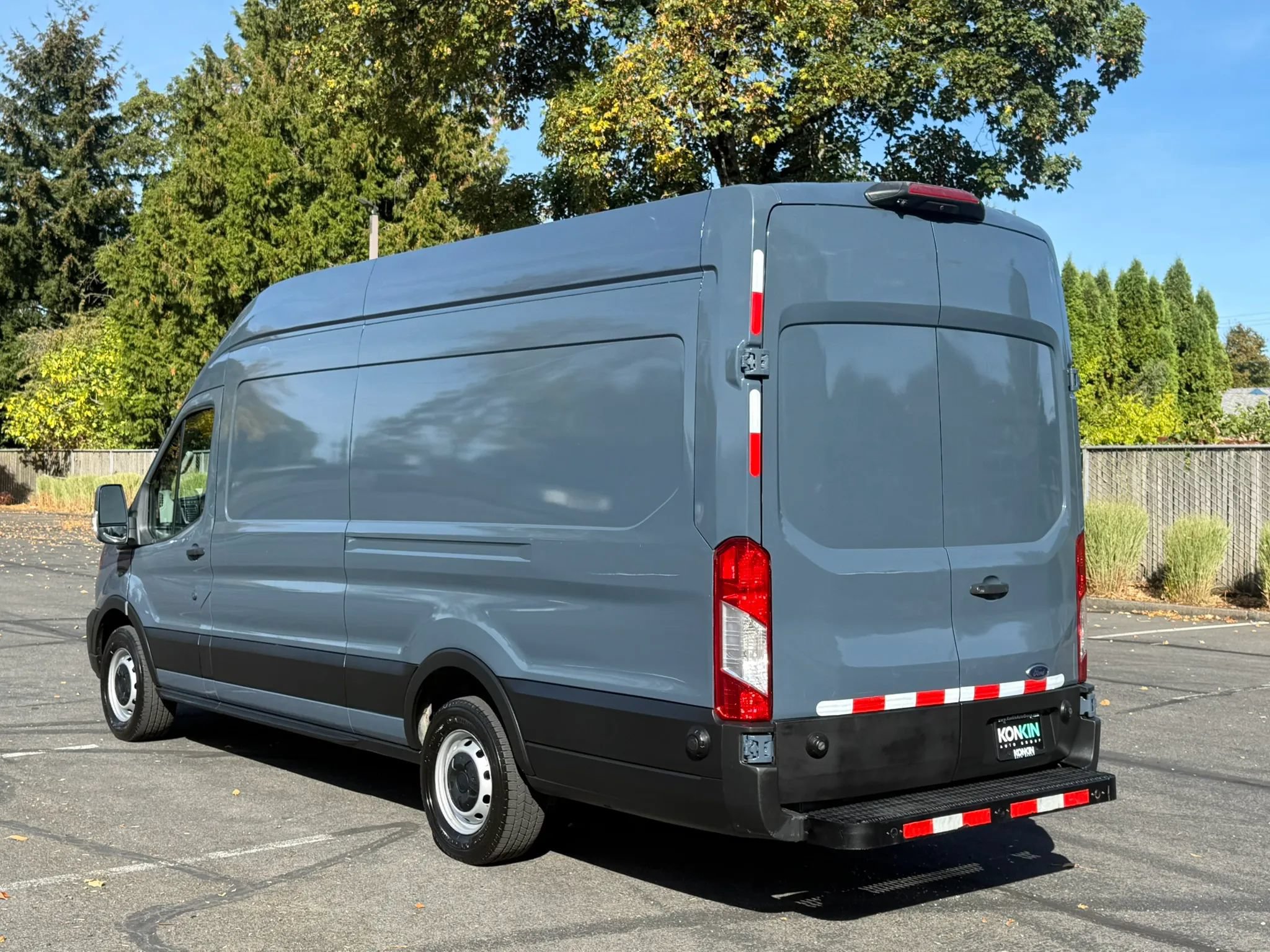 Used 2020 Ford Transit 250 148 High Roof Extended RWD image 4