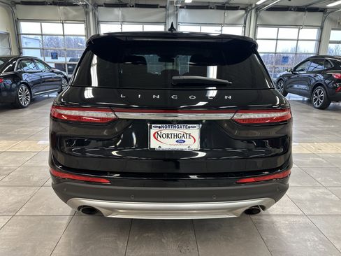 Used 2021 Lincoln Corsair AWD image 11