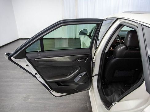 Used 2011 Cadillac CTS V image 22