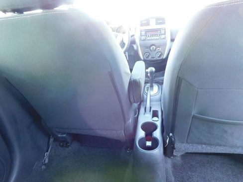 Used 2017 Nissan Versa SV image 35