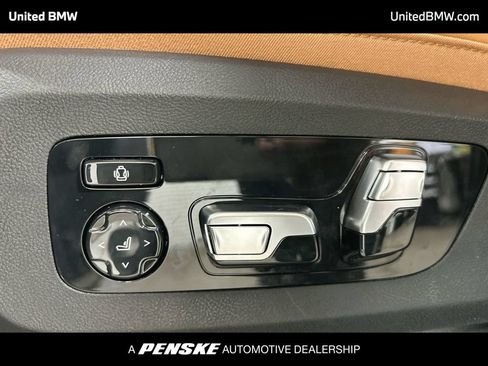 Used 2026 BMW X7 xDrive40i AWD/4WD image 12