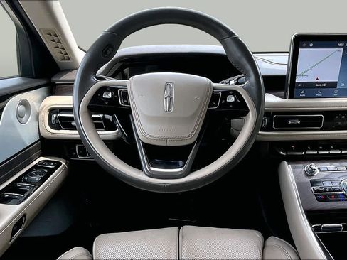 Used 2022 Lincoln Aviator Grand Touring w/ Equipment Group 301A AWD/4WD image 6