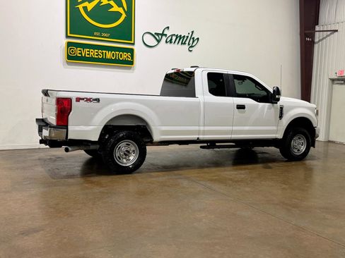 Used 2022 Ford F250 XL w/ Power Equipment Group AWD/4WD image 8