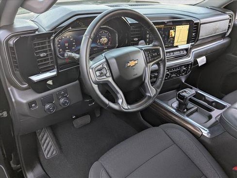 Used 2025 Chevrolet Silverado 1500 LT w/ All Star Edition Plus RWD image 9