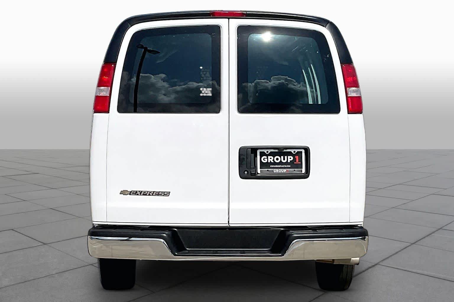 Certified 2025 Chevrolet Express 2500 w/ Driver Convenience Package RWD image 5