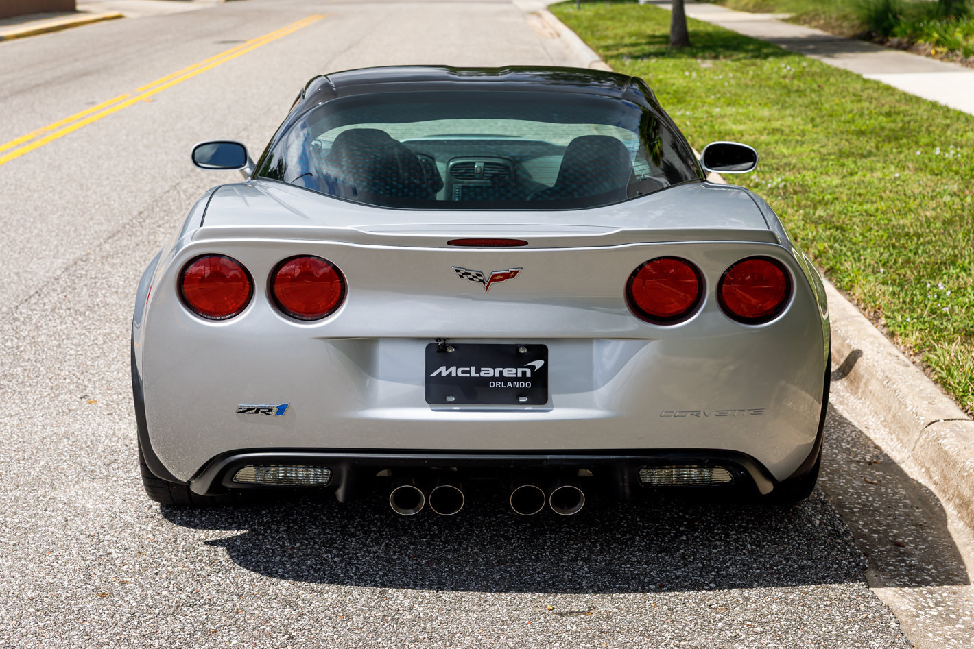 Used 2012 Chevrolet Corvette ZR1 w/ 3ZR Preferred Equipment Group RWD image 9
