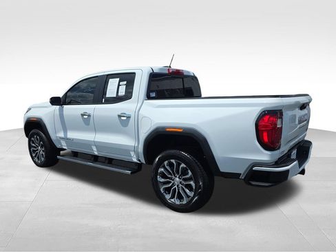 Used 2026 GMC Canyon Denali AWD/4WD image 3