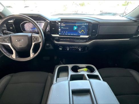 Used 2022 Chevrolet Silverado 1500 RST AWD/4WD image 18