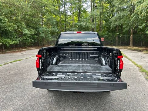 Used 2023 Ford F150 Lightning XLT AWD/4WD image 29