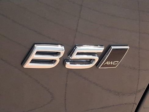 Certified 2026 Volvo XC40 B5 Ultra w/ Protection Package Premier image 15