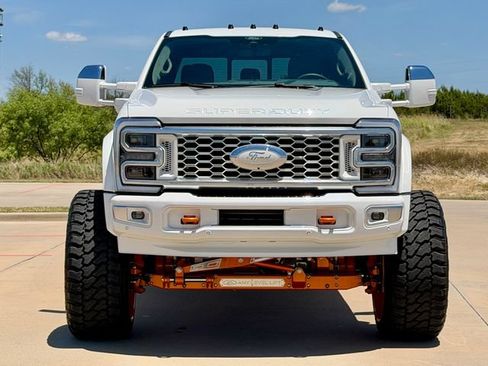 Used 2026 Ford F450 Platinum w/ Platinum Plus Package AWD/4WD image 5