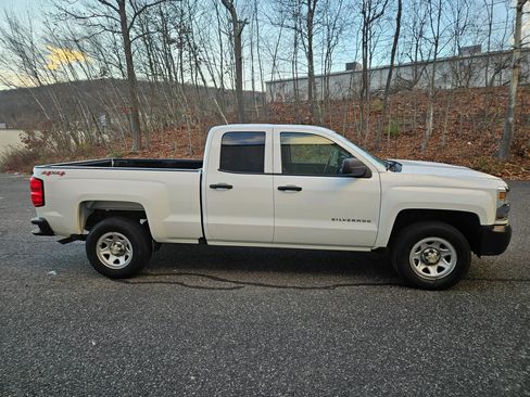 Used 2017 Chevrolet Silverado 1500 W/T w/ WT Convenience Package image 2
