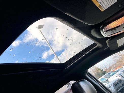 Used 2020 Dodge Durango R/T w/ Blacktop Package image 21