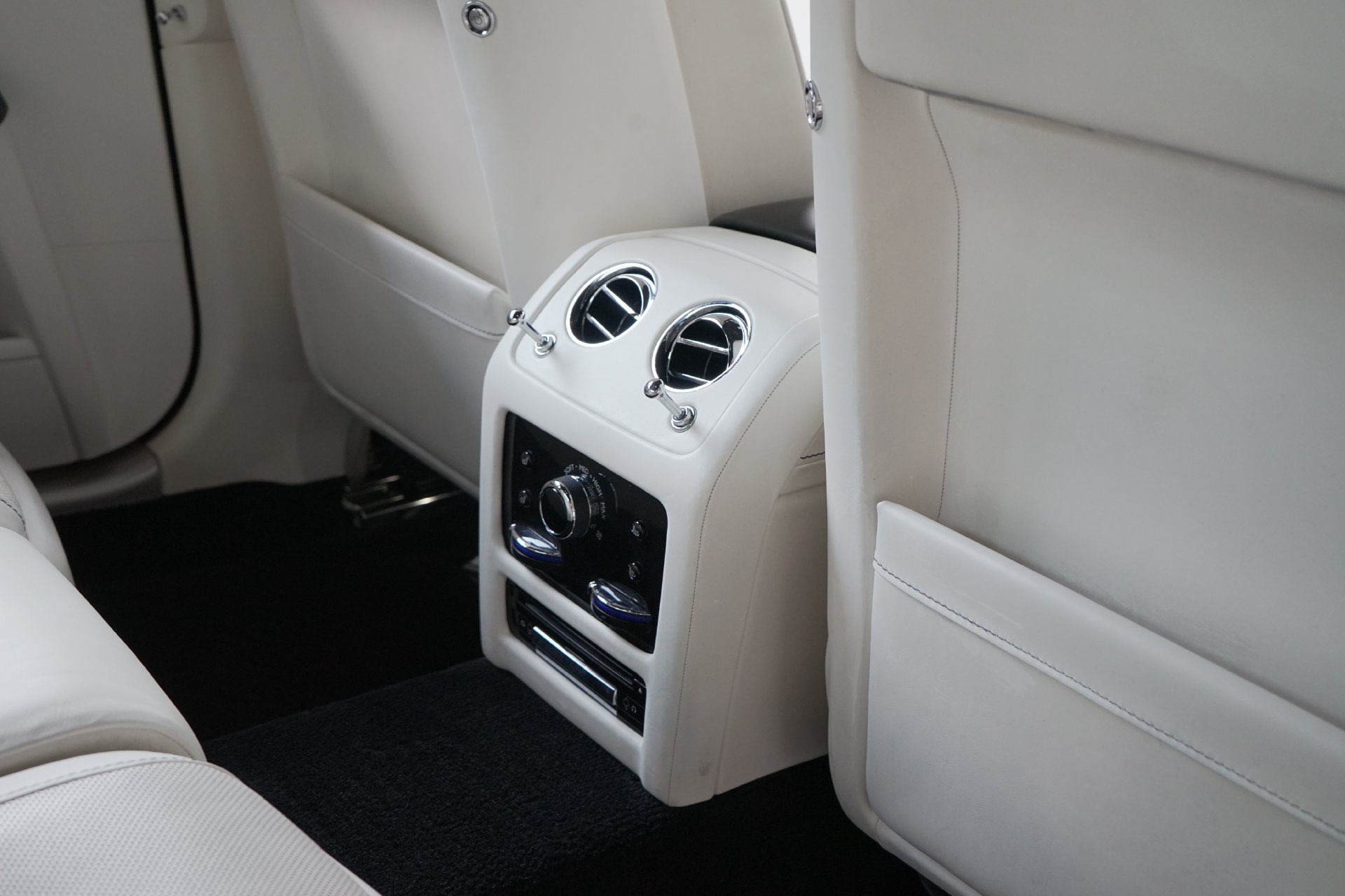 Used 2021 Rolls-Royce Ghost AWD/4WD image 19