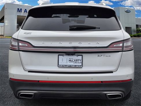 Used 2019 Lincoln Nautilus Reserve image 4