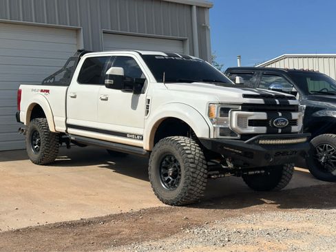 Used 2021 Ford F250 Lariat w/ Lariat Ultimate Package AWD/4WD image 13