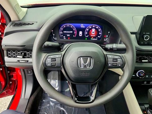 Used 2025 Honda Accord SE image 14