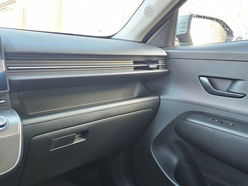 New 2026 Hyundai Kona SE image 21