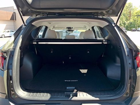 Certified 2025 Hyundai Tucson SE AWD/4WD image 28