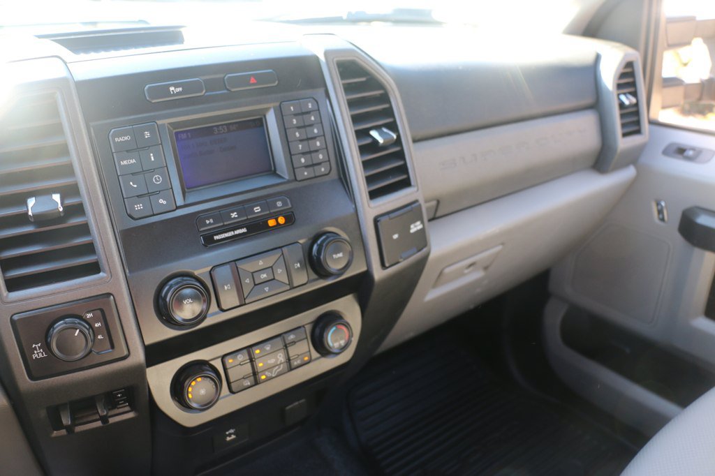 Used 2020 Ford F350 XL w/ Power Equipment Group AWD/4WD image 14