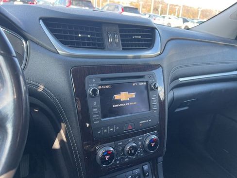 Used 2017 Chevrolet Traverse LT w/ Graphite Special Edition image 13