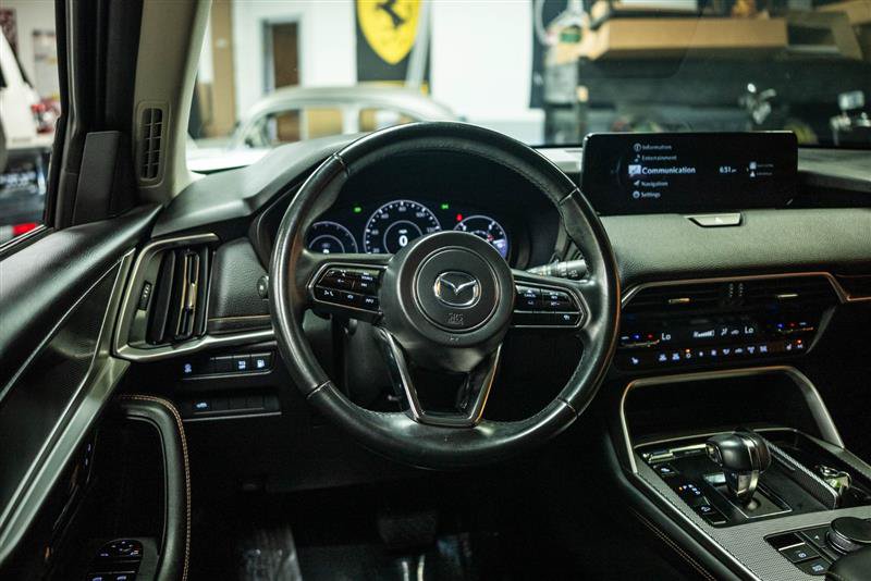 Used 2024 MAZDA CX-90 Plug-In Hybrid w/ Preferred AWD/4WD image 16