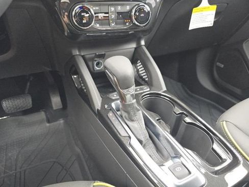 Used 2025 Chevrolet TrailBlazer ACTIV w/ Convenience Package image 36