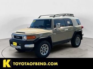 Used 2013 Toyota FJ Cruiser 4WD w/ Upgrade Pkg video 1