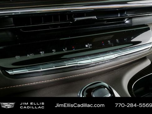 Certified 2024 Cadillac Escalade Sport w/ Touring Package image 18