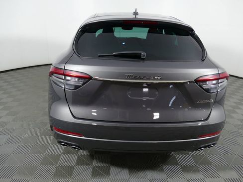 Used 2024 Maserati Levante GT Ultima AWD/4WD image 6