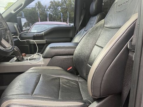 Used 2018 Ford F150 Raptor w/ Equipment Group 802A Luxury AWD/4WD image 2