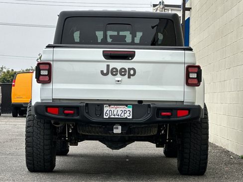 Used 2021 Jeep Gladiator Rubicon AWD/4WD image 5