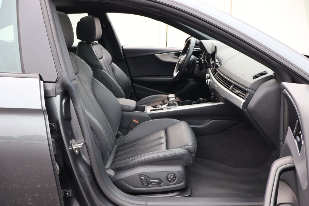 Used 2025 Audi A5 2.0T Premium AWD/4WD image 31