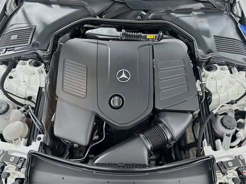 Used 2023 Mercedes-Benz C 300 4MATIC Sedan image 31