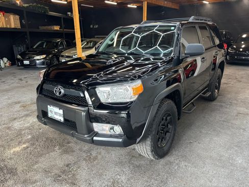 Used 2010 Toyota 4Runner Trail image 4