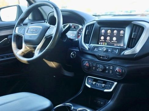 Used 2023 GMC Terrain SLE w/ Driver Convenience Package image 36
