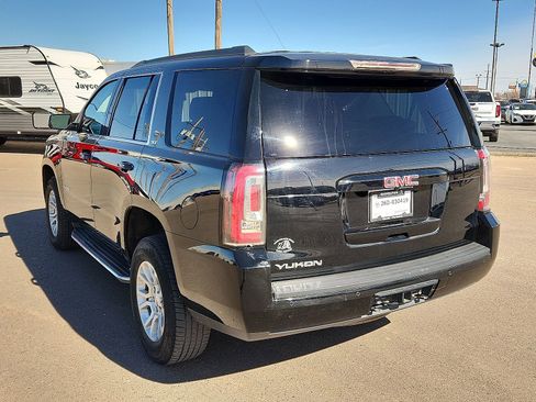 Used 2019 GMC Yukon SLT image 3