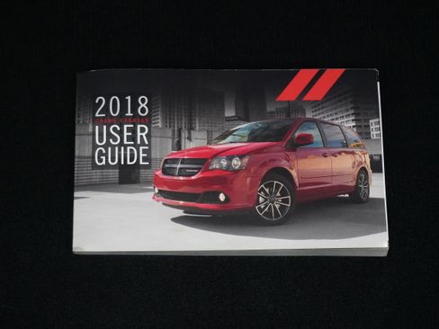Used 2018 Dodge Grand Caravan SE w/ UConnect Hands-Free Group image 21