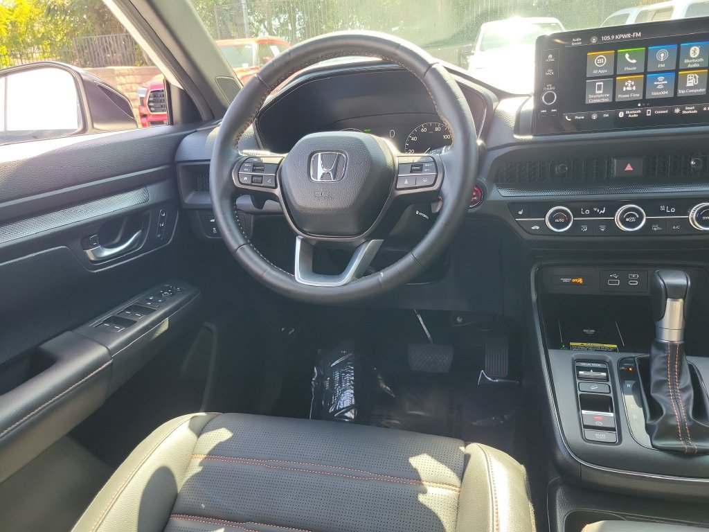 Used 2025 Honda CR-V Sport-L image 14