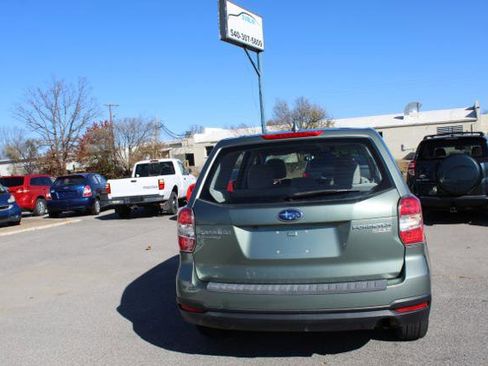 Used 2016 Subaru Forester 2.5i image 8