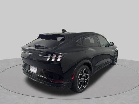 Used 2021 Ford Mustang Mach-E GT AWD/4WD image 36