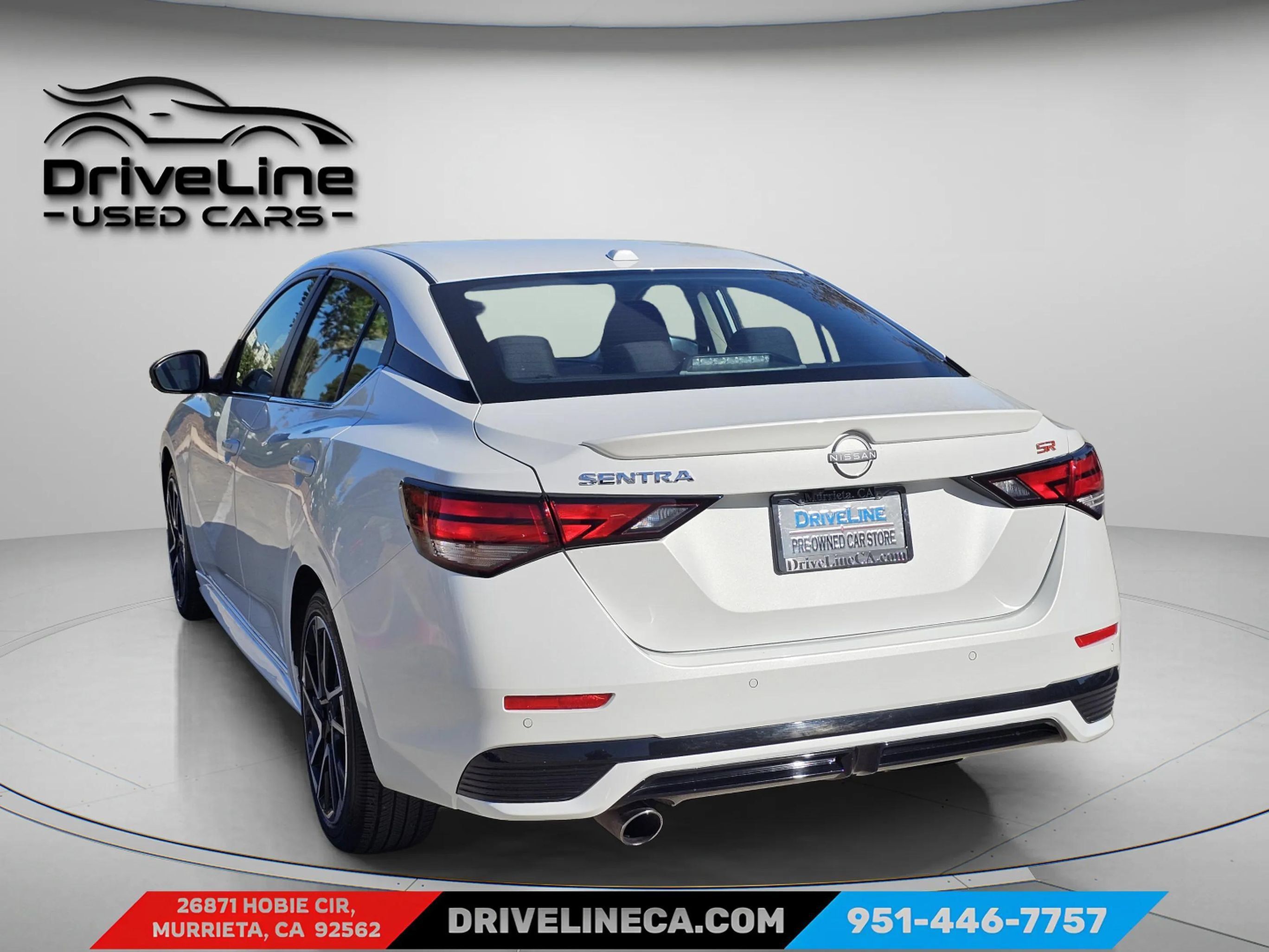 Used 2025 Nissan Sentra SR FWD image 8