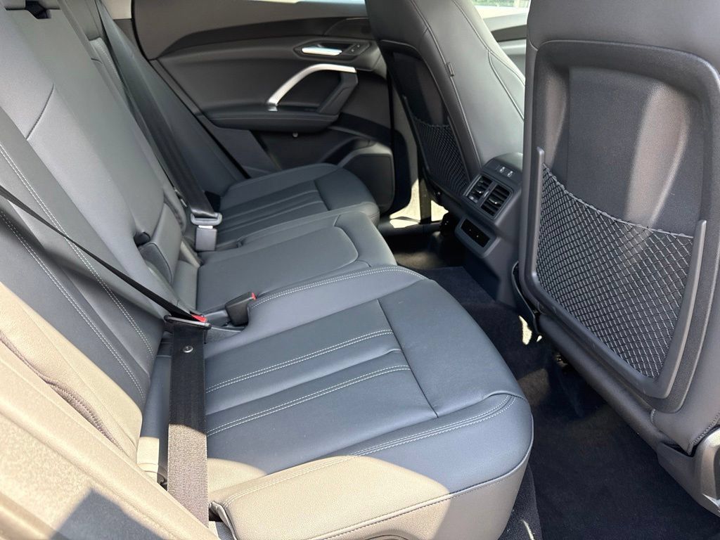 New 2026 Audi Q5 Premium AWD/4WD image 23