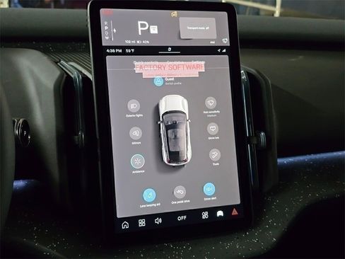 New 2026 Volvo EX30 Ultra w/ Protection Package image 19