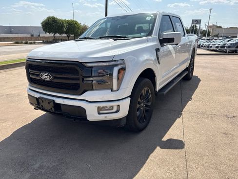 Used 2024 Ford F150 Lariat w/ FX4 Off-Road Package AWD/4WD image 3