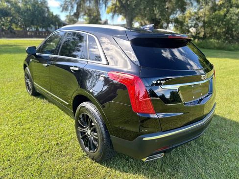 Used 2018 Cadillac XT5 Luxury w/ Driver Awareness Package image 8