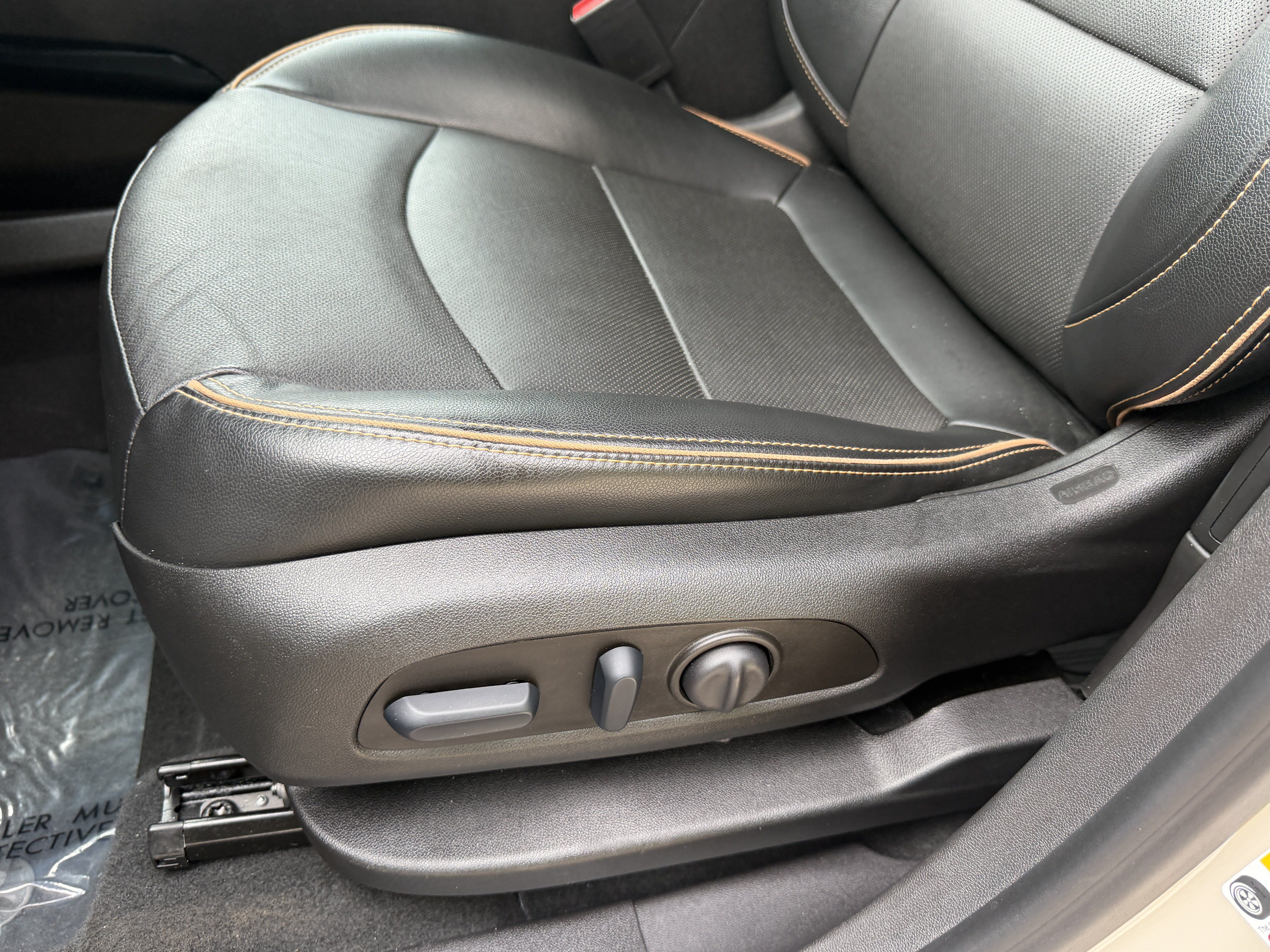 Used 2023 GMC Terrain AT4 w/ Infotainment Package II AWD/4WD image 14